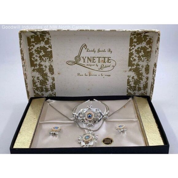 Rare Vintage Jewels By Lynette Rhinestone 3 Piece Jewelry Set In Box NECKLACE, B - Picture 1 of 6